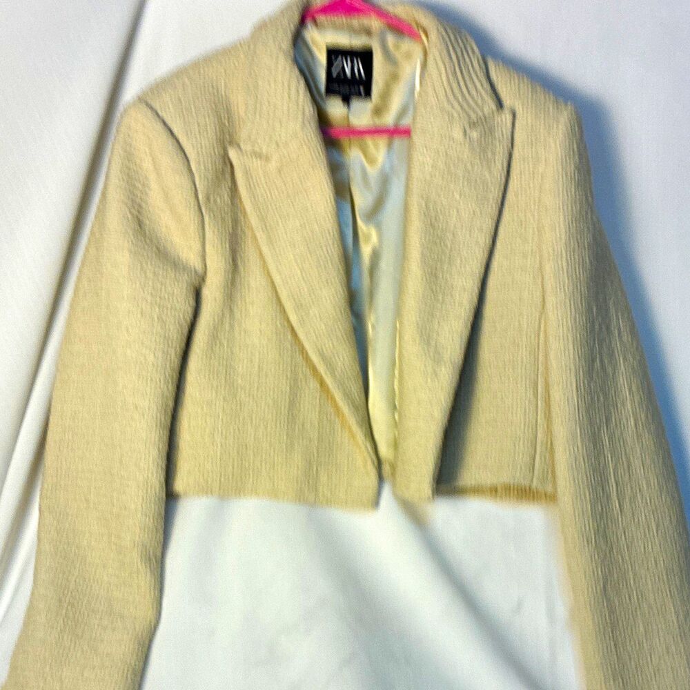 Zara Womens Ivory Cropped Jacket Lined Collared Long Sleeve Open (L/XL)